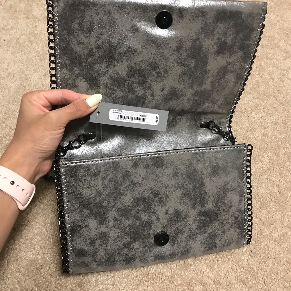 Purse - Picture 2 of 3